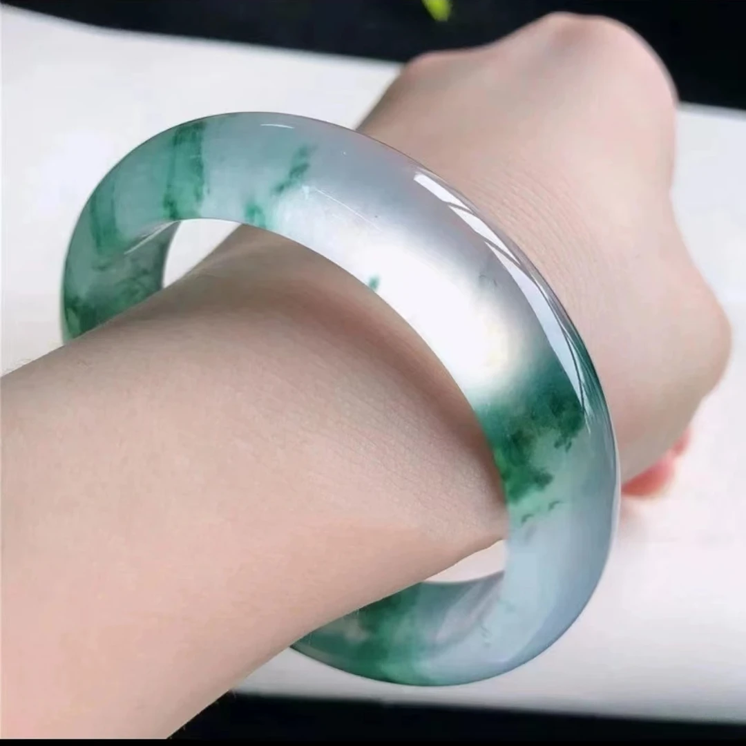 冰透飘花镯子精美正圈高透青花手镯飘绿高冰平安镯