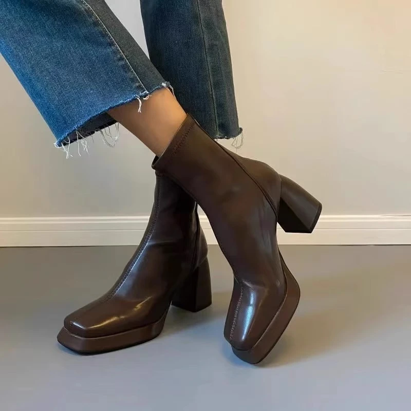 气质高跟后拉链增高短靴秋冬新款百搭方头粗跟马丁靴防水台瘦瘦靴