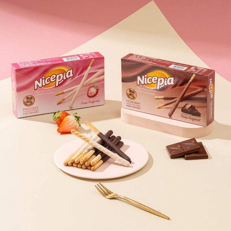 Nicepia印尼原装进口涂层饼干巧克力草莓味夹心酥脆网红休闲零食