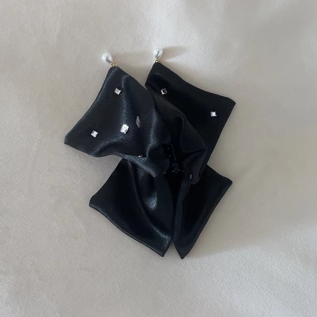 ananstudio 带钻蝴蝶抓夹 FJ009