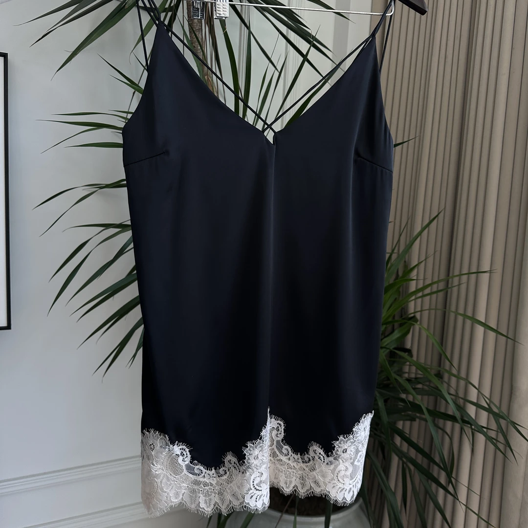 ananstudio黑色真丝吊带蕾丝边睡裙