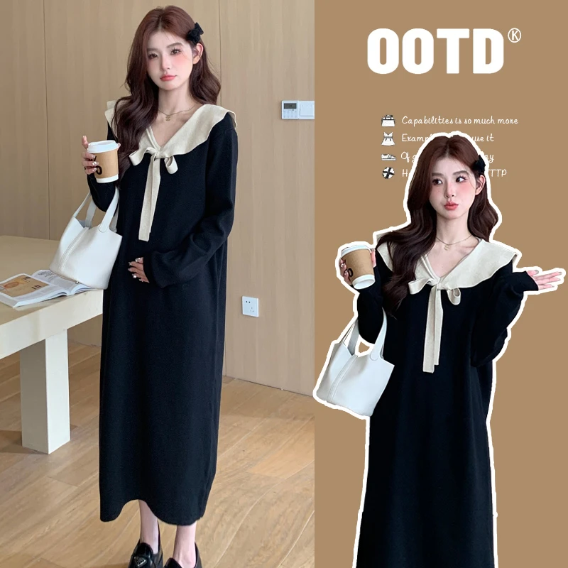 2024孕妇秋冬针织减龄连衣裙娃娃领洋气外出气质中长毛衣连衣裙