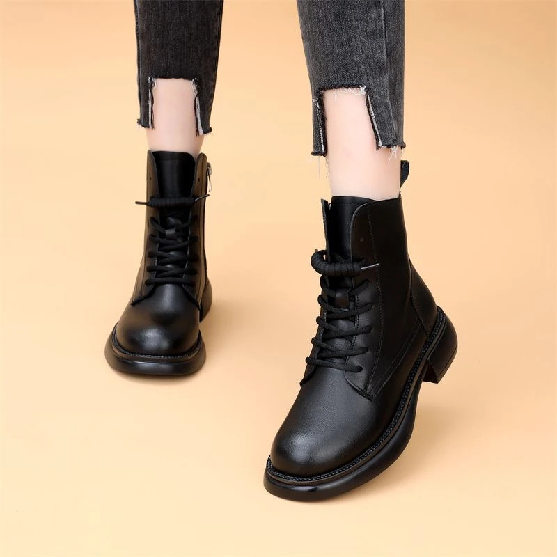 复古英伦软底马丁靴女2024单靴秋冬新款平底时尚靴子短靴