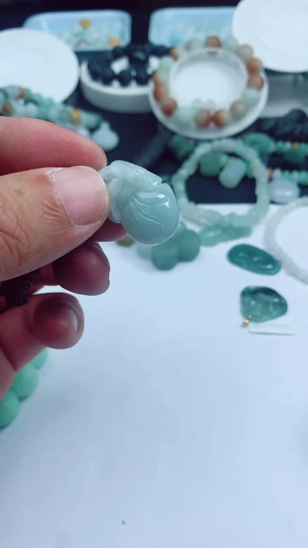 【闪购商品】翡翠颈饰未镶嵌11