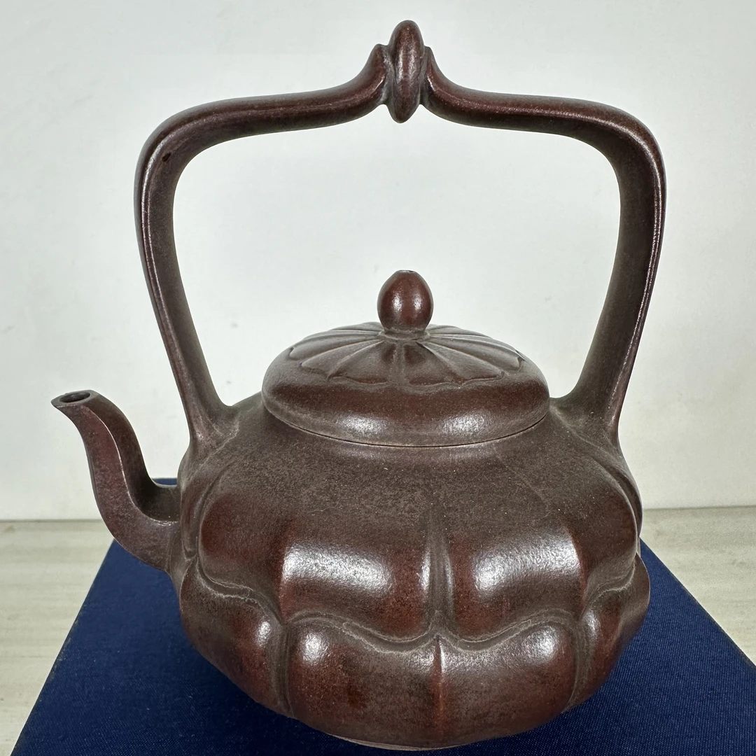 景舟合棱提梁紫砂壶400c长13厘米直径8厘米到15厘米红泥9水出水