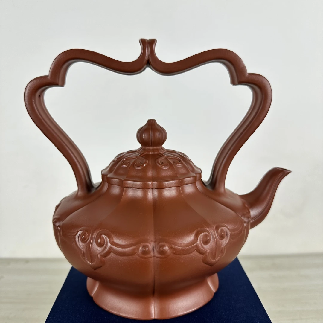 如意宫灯提梁紫砂壶900c长22厘米直径15厘米高22厘米朱泥16孔出水