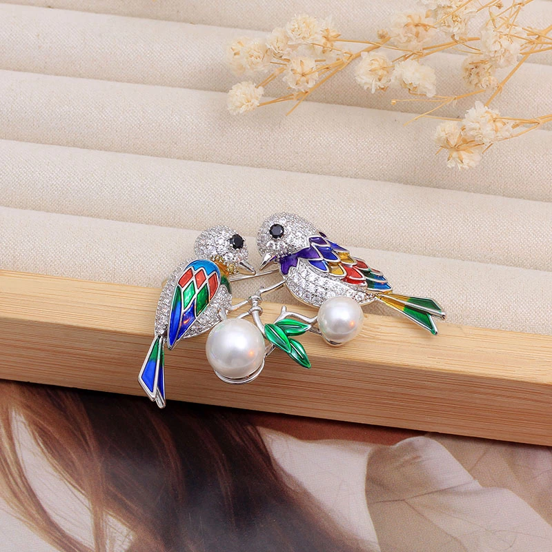 铜合金合成锆石胸针 滴油小鸟胸针女士气质高档时尚别针奢华胸花