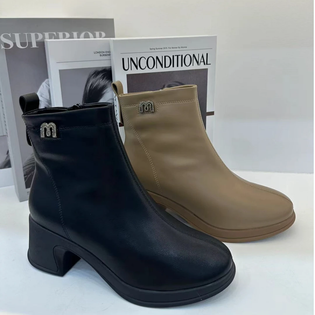 新款方头粗跟舒适不累脚百搭款女靴3238-8