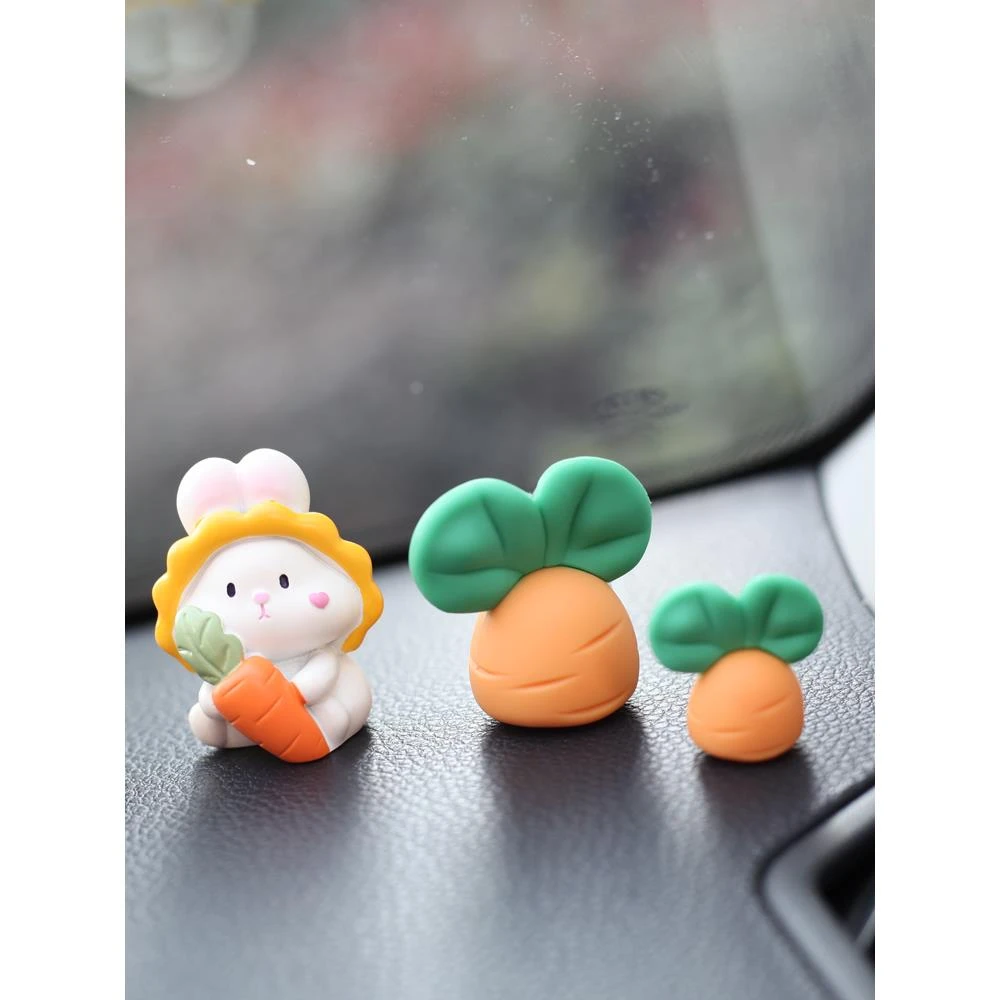 卡通胡萝卜小兔子配件软胶玩偶汽车摆件可爱车内装饰品桌面摆件