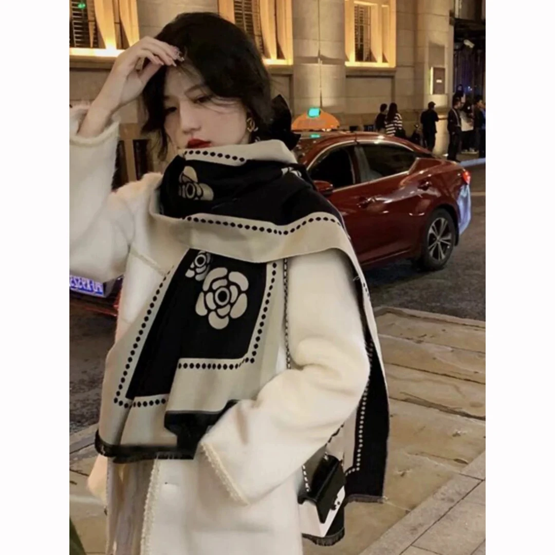 山茶花围巾披肩外搭女款秋冬季2024新韩系氛围感两用围脖WJ1010