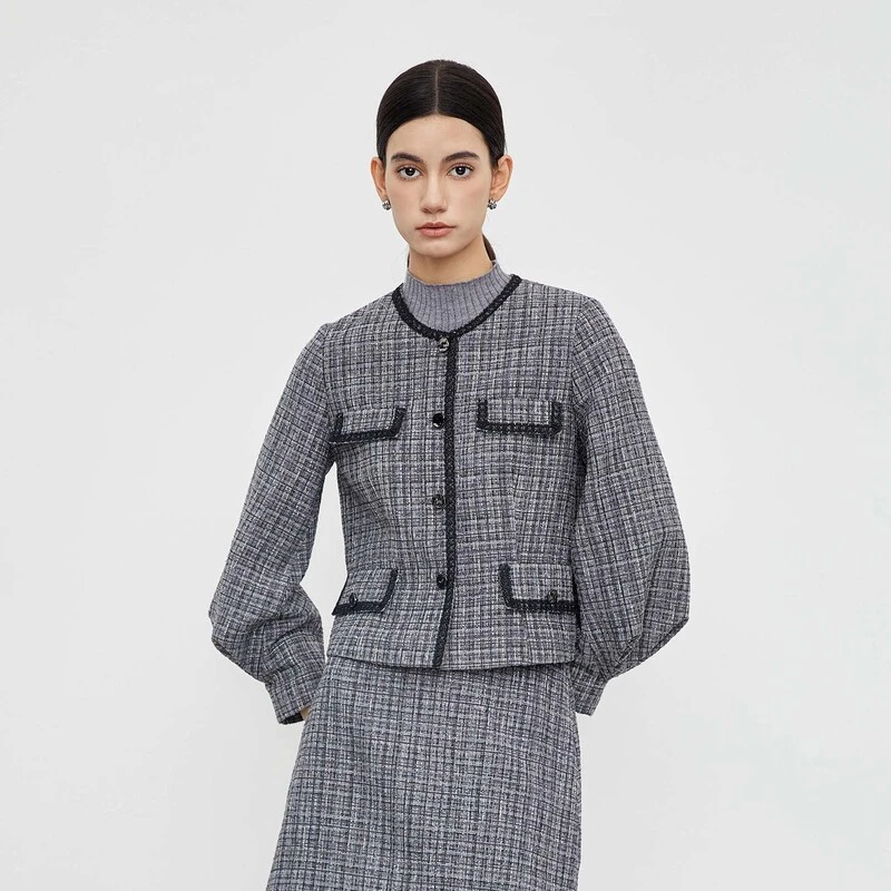 【莉莉专属】圣迪奥气质小香风V领肌理毛呢短款外套S23462204