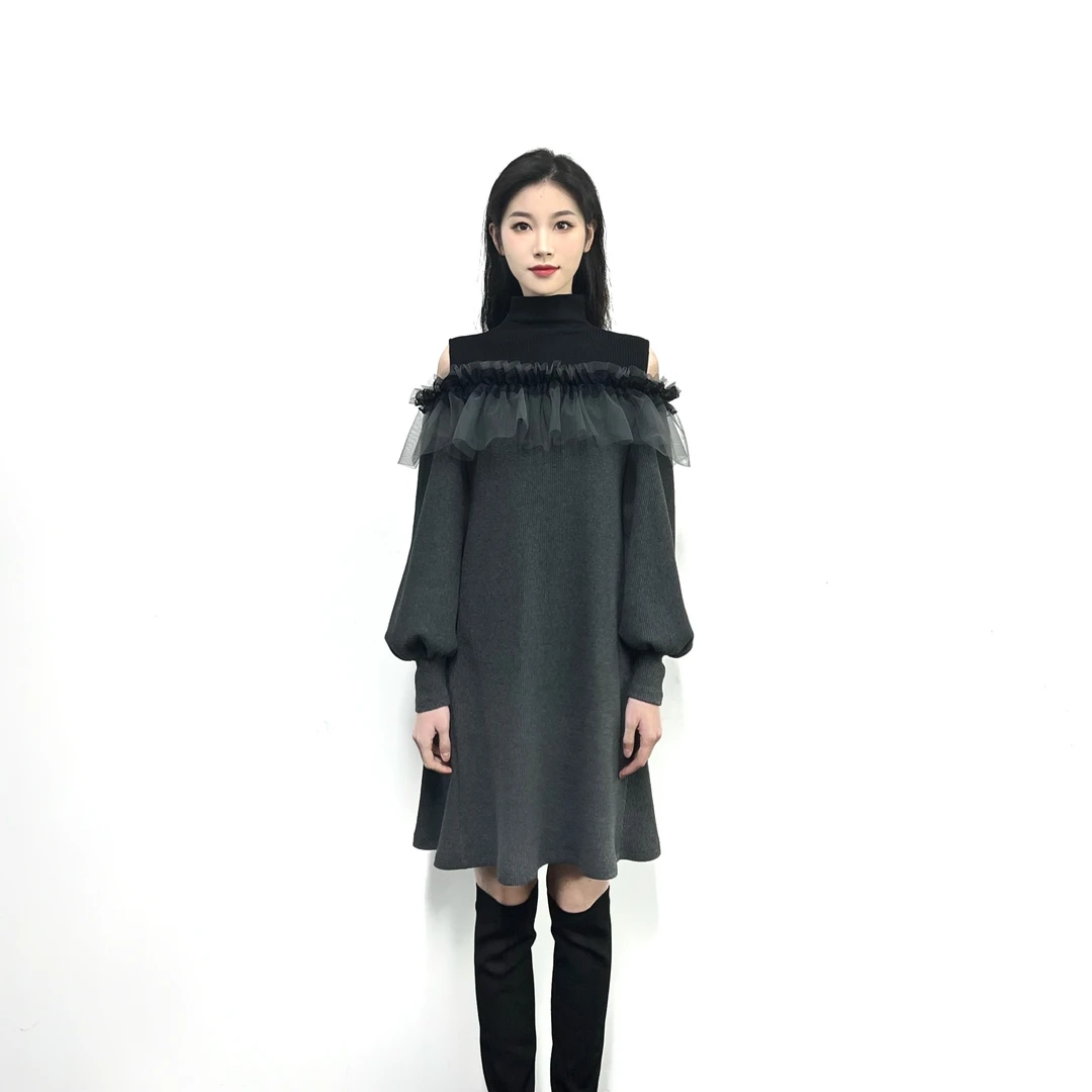 【孙雅miya专属】sdeer时尚落肩撞色拼接喇叭袖连衣裙S221Z1260