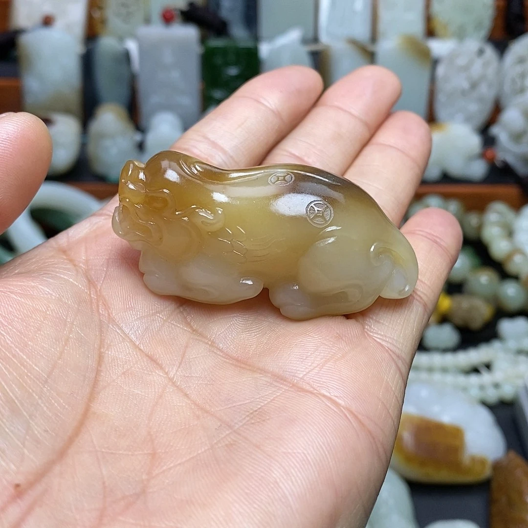 和田玉颈饰未镶嵌半**茶