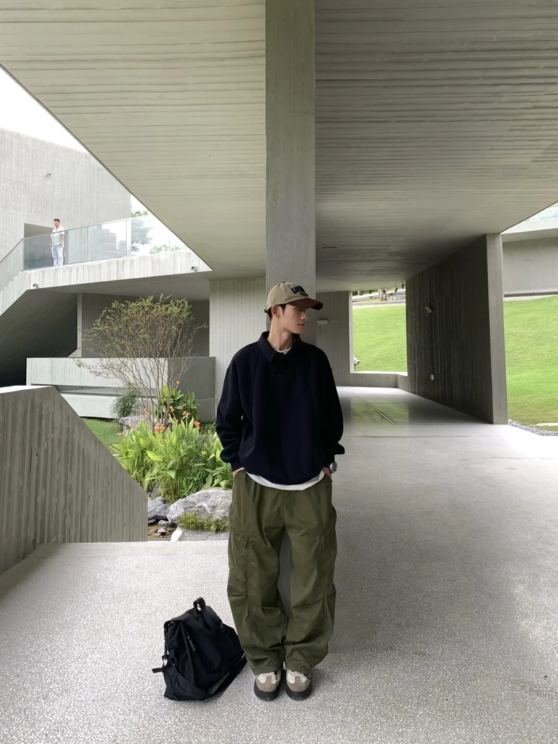 蓝色像素 380G太空棉解构卫衣翻领卫衣Y02