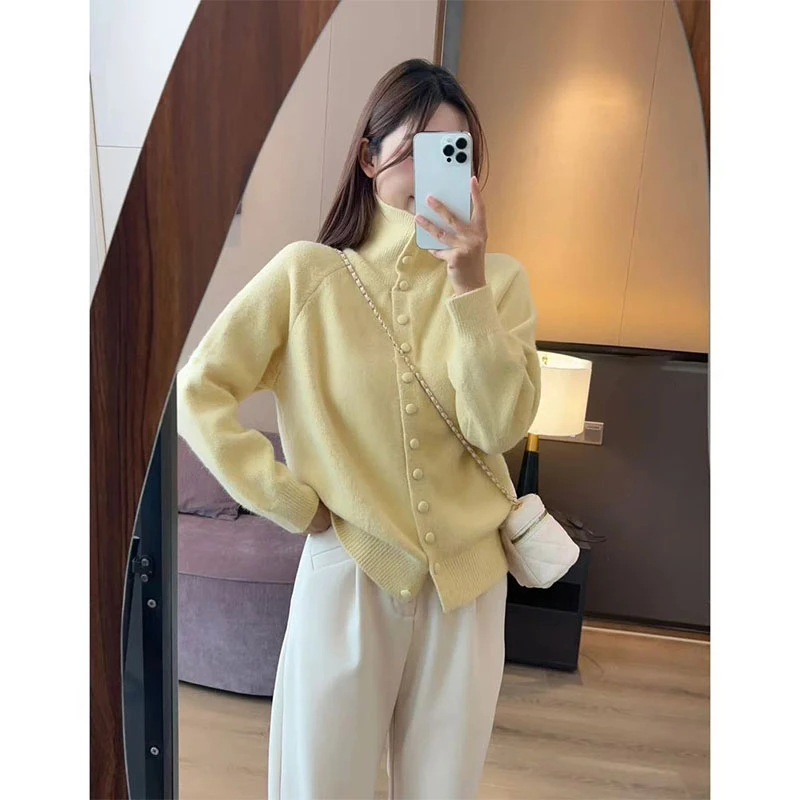高领针织开衫外套女秋冬复古韩系穿搭高级感上衣洋气打底毛衣外穿