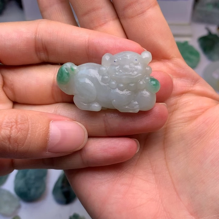 定制翡翠未镶嵌翡翠