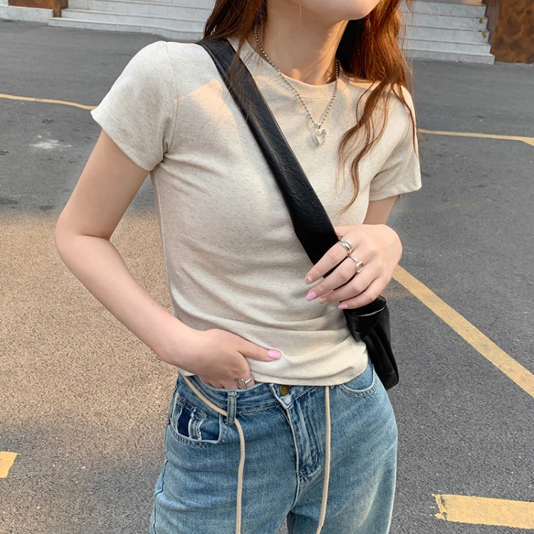 白色圆领修身显瘦短袖体恤2025年新款百搭小众正肩女T恤半袖上衣