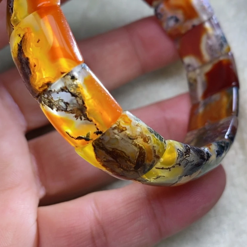 【闪购商品】玛瑙/玉髓手串未镶嵌风*