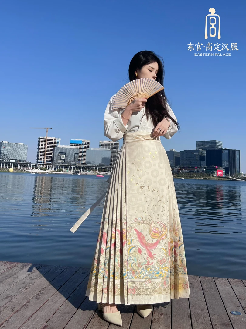 【东宫】大鱼海棠 新年战袍过节冬季国风汉服古风气质织金马面裙