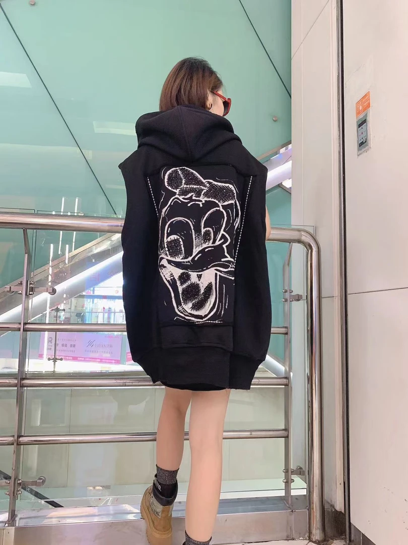 欧韩时尚一37227重工马甲