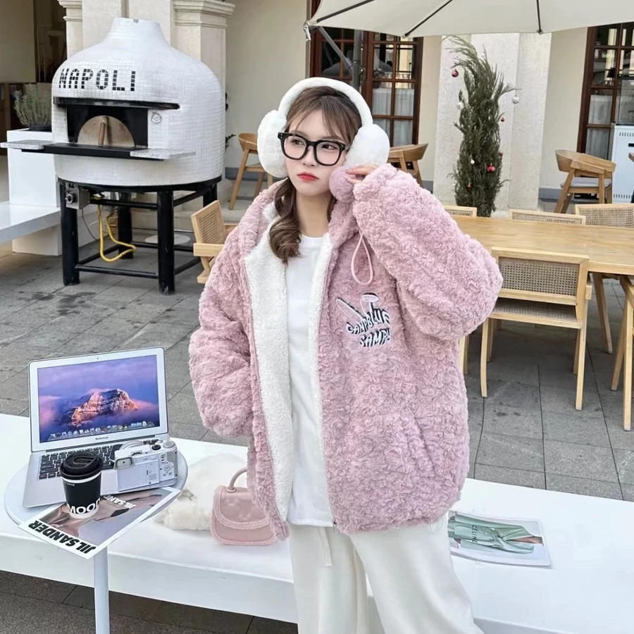 甜美兔子外套女冬季设计感小众港味学院风保暖加绒棉服潮牌时尚