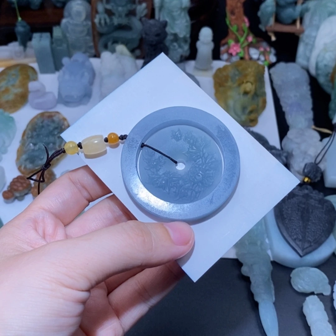 【闪购商品】定制翡翠未镶嵌一*堂翡翠