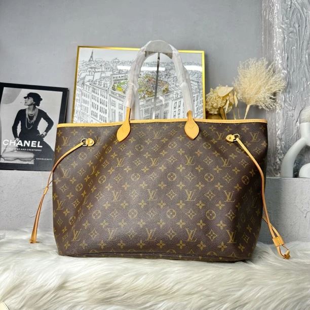 95新 LouisVuitton/路易威登 何为奢侈/Lv nf 托特包 大号 单包
