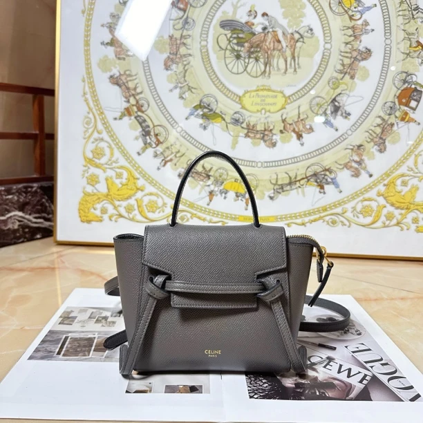 95新 Celine/思琳 何为奢侈/鲶鱼包 pico尺寸底长15cm/KX8715