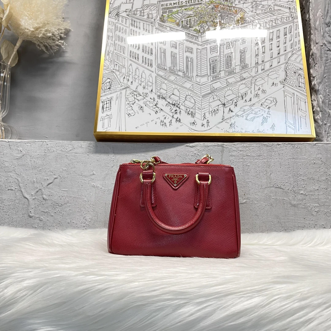 95新 Prada/普拉达 何为奢侈 / 普拉达 红色杀手mini/KX9118