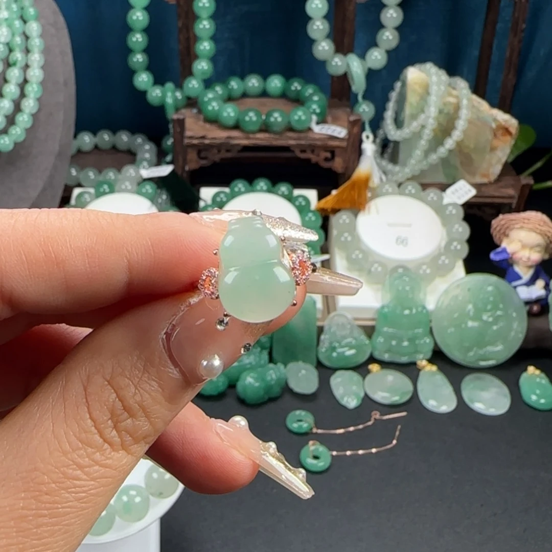 【闪购商品】石英质玉戒指未镶嵌蓝****博