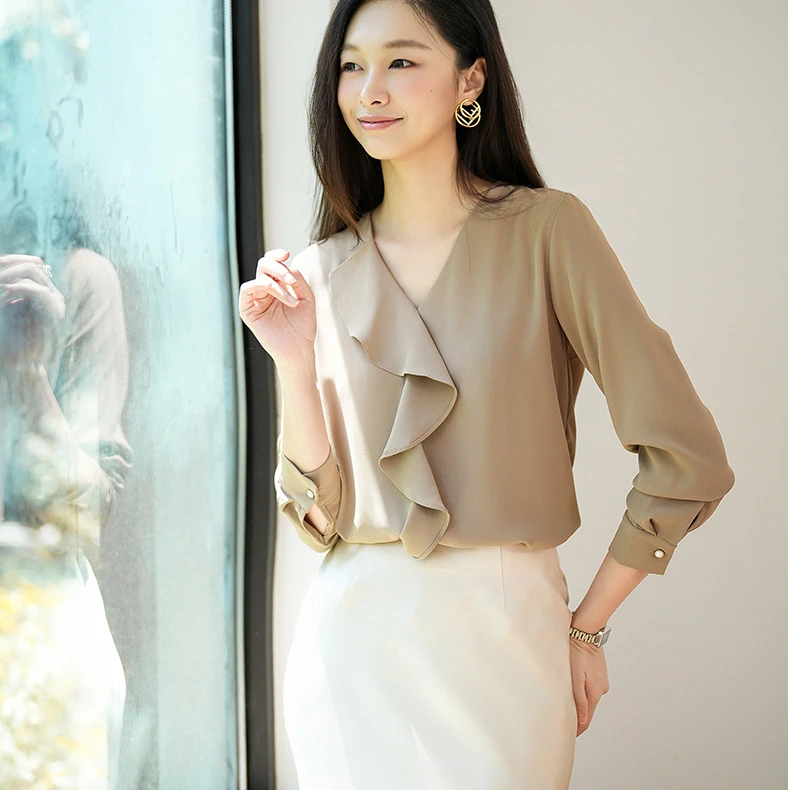 咖色V领早秋新款荷叶2024百搭商务知性法式高端女装洋气衬衫