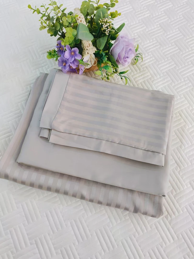 某某森莱赛尔天丝提花四件套220*240～Z009微瑕