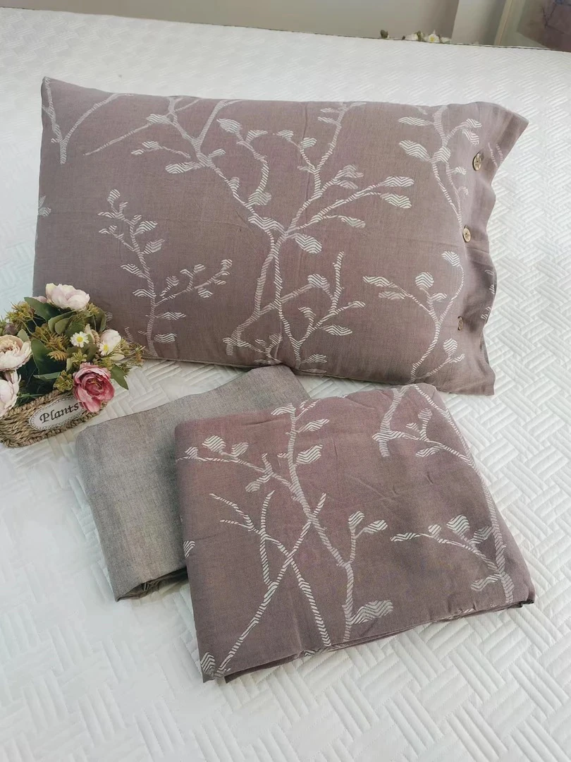 某某森全棉色纺提花钮扣款四件套标准～N925（7)