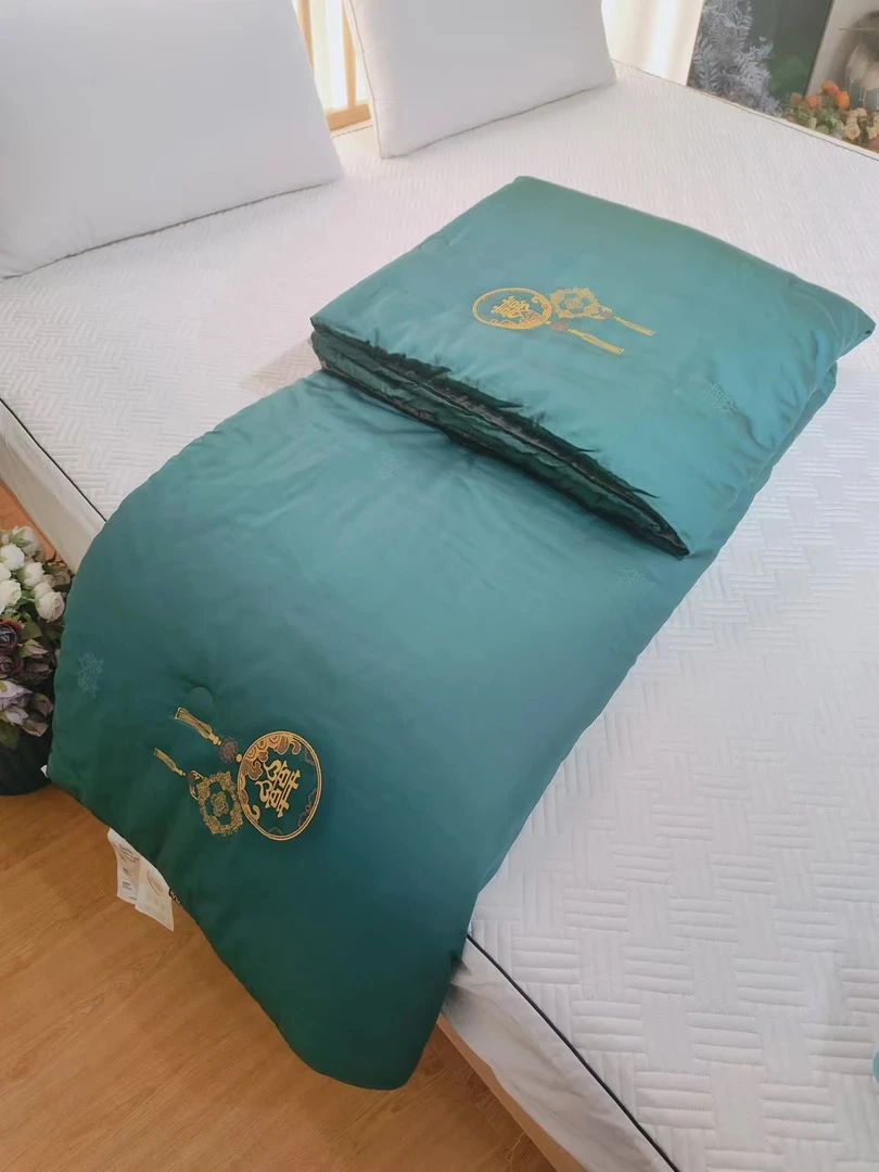 百支烧花奢丽双人豆豆被200*230微瑕～G776