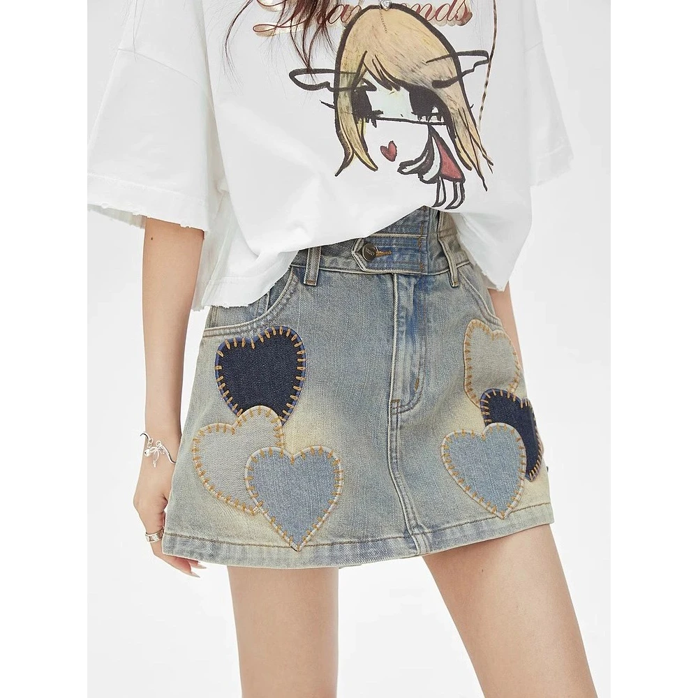 A字裙高腰字牛仔半身裙女年夏季新款甜酷小个子爱心刺绣设计短裙