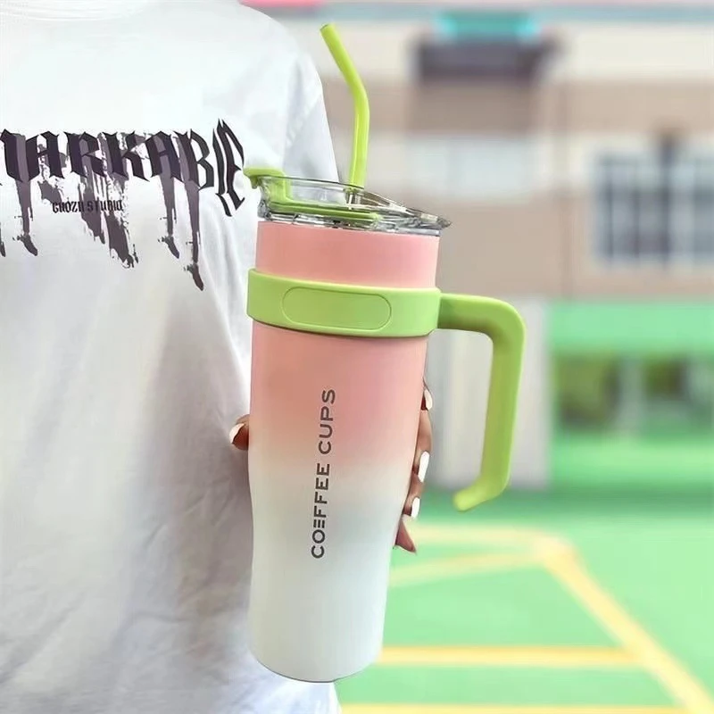 巨无霸便携汽车保温杯女生高颜值带吸管冰霸杯大容量水杯网红杯子