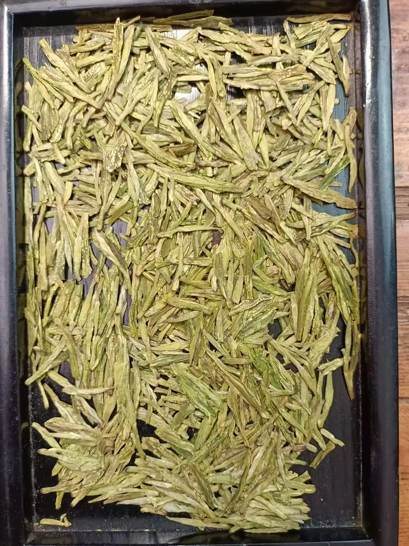 雨前龙井土茶黄茶