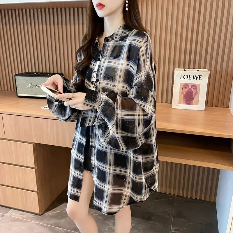 星空格子衬衫女夏2024爆款宽松薄款空调休闲中长款开衫防晒外套潮