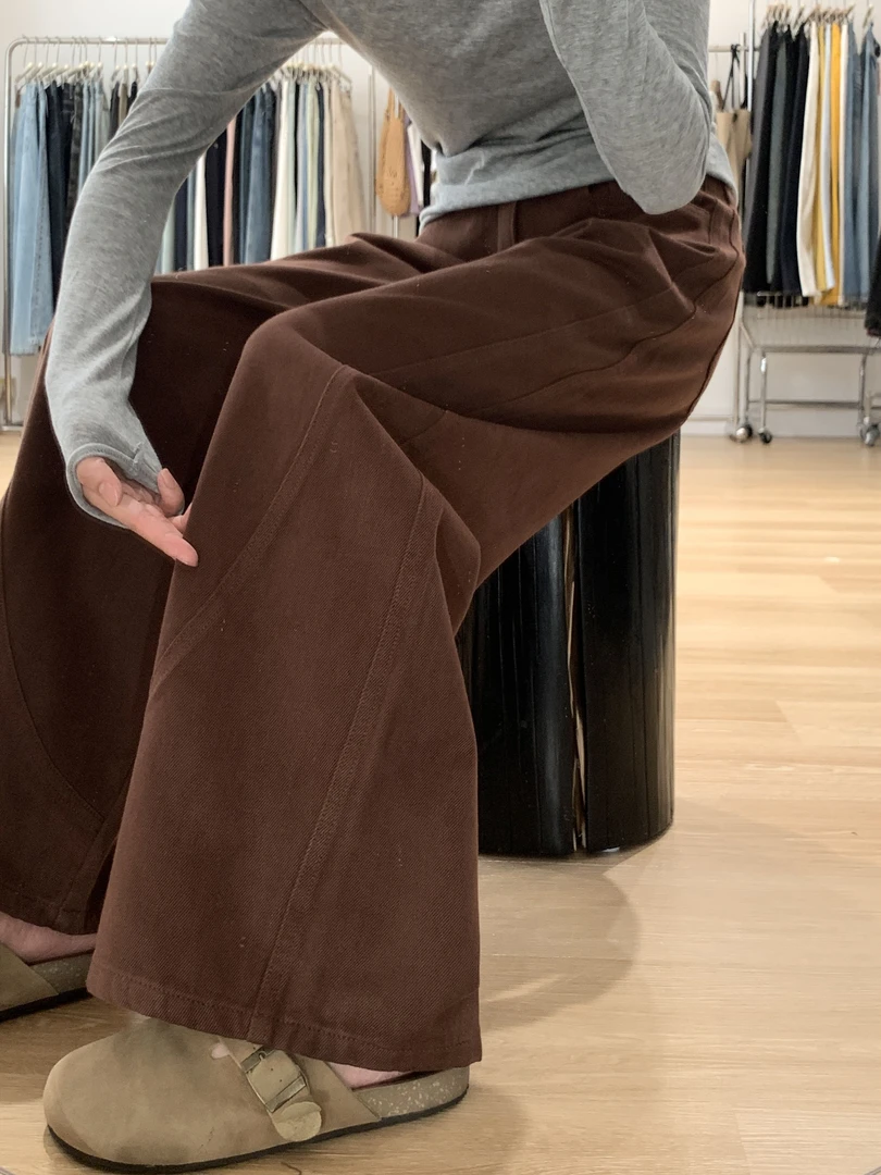 大码胖mm复古咖色网红牛仔裤女春季新款高腰宽松显瘦拖地直筒裤子