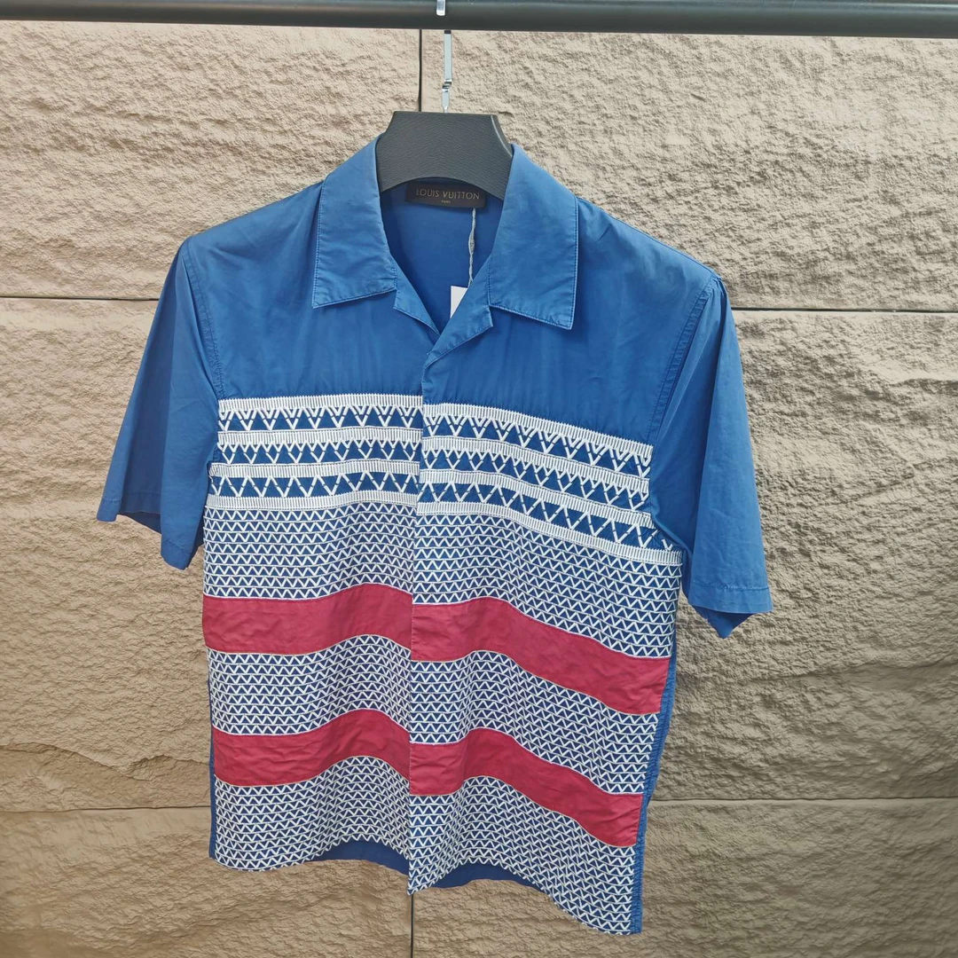 Louis Vuitton 帆船刺绣短袖衬衫 size：M 状态：98新 工价7200