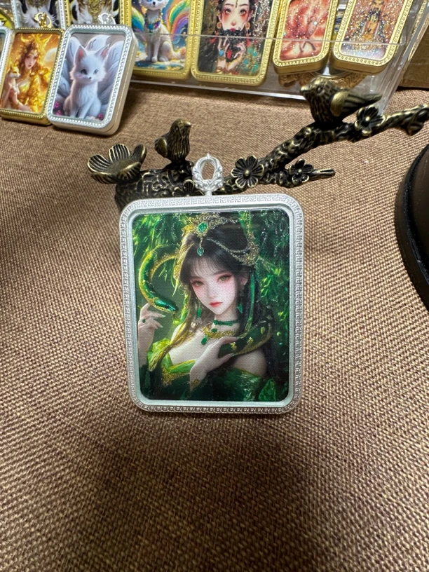 描金蟒家唐卡吊坠