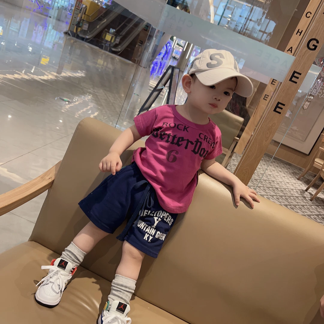 六六高品质童装 男女童日系DD徽章贴布NP字母T恤 儿童短袖上衣