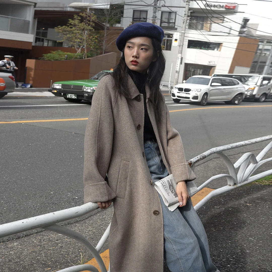 人字纹呢子大衣女秋冬毛呢外套2023新款赫本风小个子韩系冬天加厚