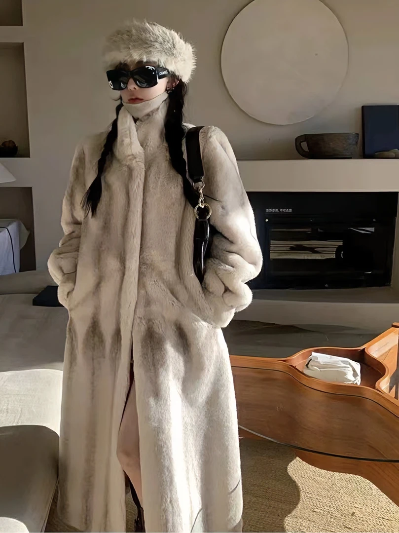 人造皮草 贵妇中长款环保仿皮草貂新款枫糖撞奶水溶仿十字貂大衣