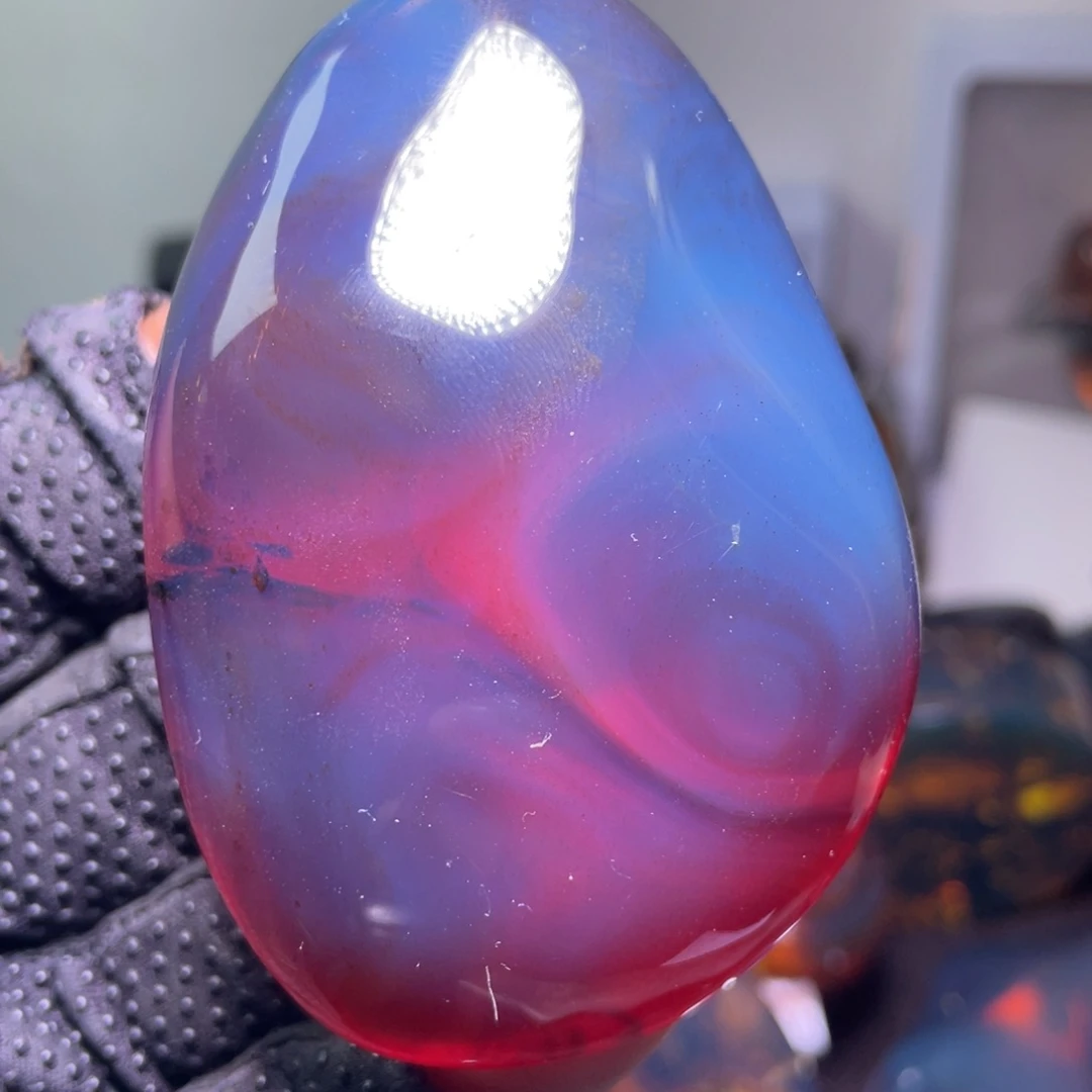 琥珀裸石未镶嵌?