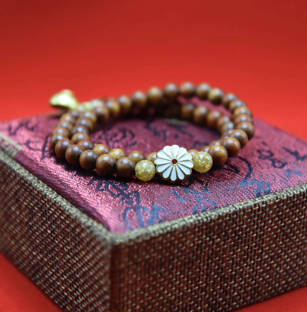 【衣食无忧】国风创意男女血龙木手串