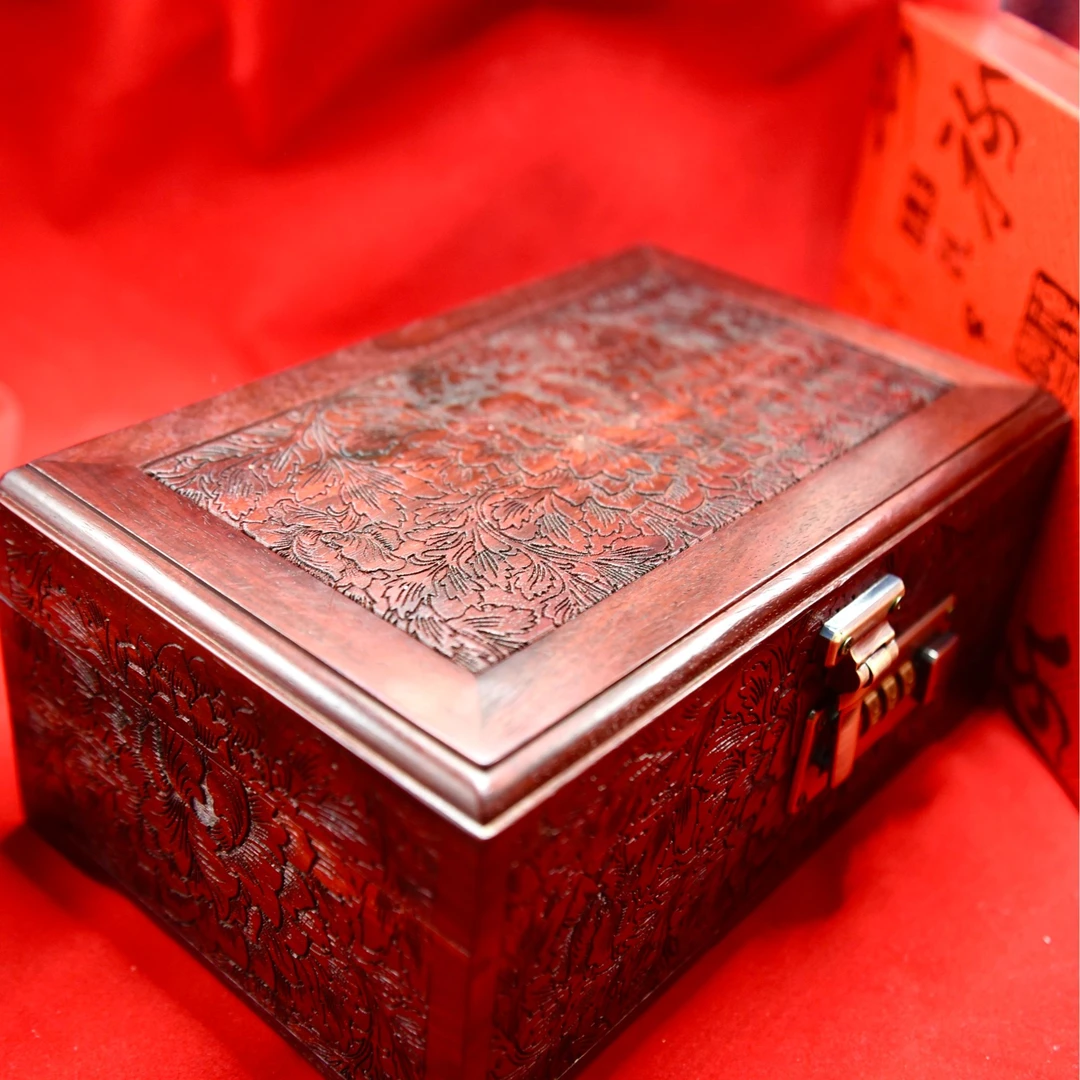 【国色天香】中国风复古雕花首饰收纳盒  高档红木首饰整理盒