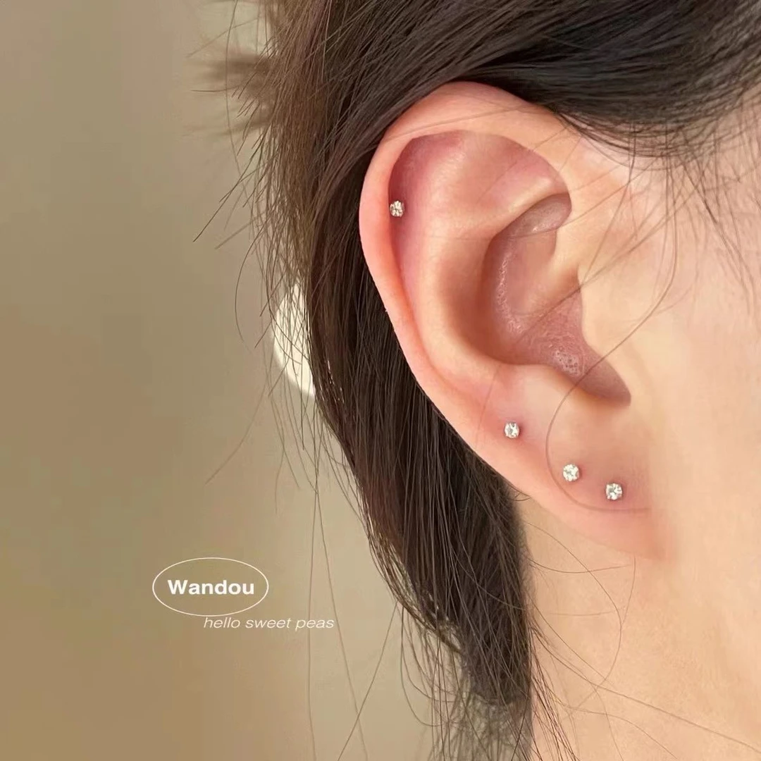 铜合金耳饰 百搭迷你气质水钻耳钉简约小巧日常养耳洞耳骨钉