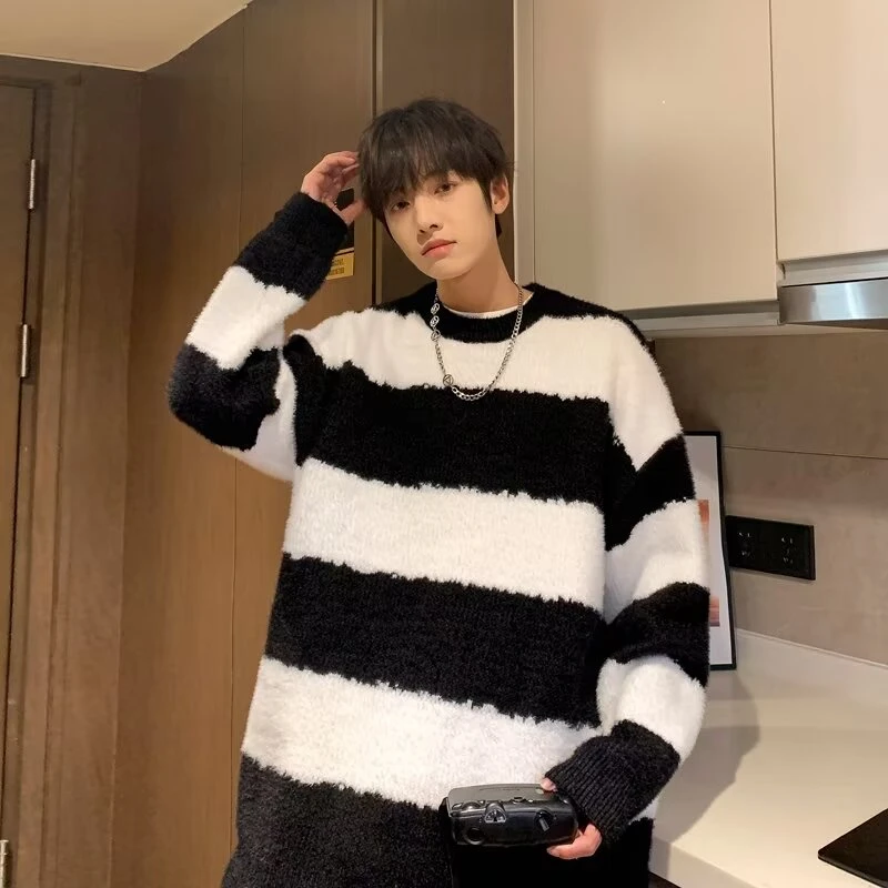 条纹圆领毛衣男冬季新款日系秋冬男生慵懒套头针织衫潮流时髦外穿