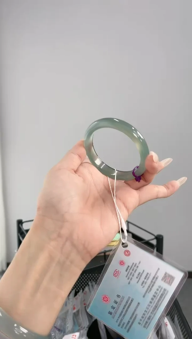 【闪购商品】玛瑙/玉髓手镯未镶嵌54-55圈